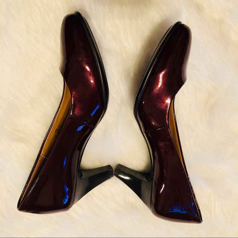 Euro Soft by Sofft Patent Heels
